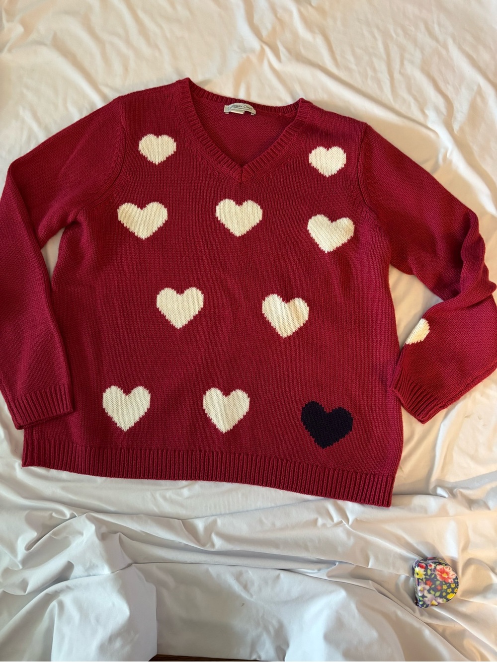 Coldwater Creek Red V-Neck Sweater with Cream & Navy Hearts